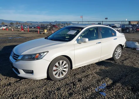 2013 Honda Accord Ex-L z USA, uszkodzony, nr VIN 1HGCR2F8XDA057142